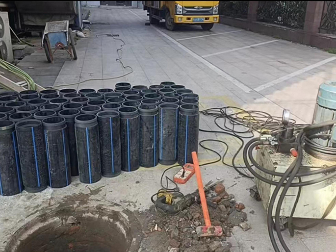 三山PE置换管厂家 DN315置换管 非开挖管短管置换